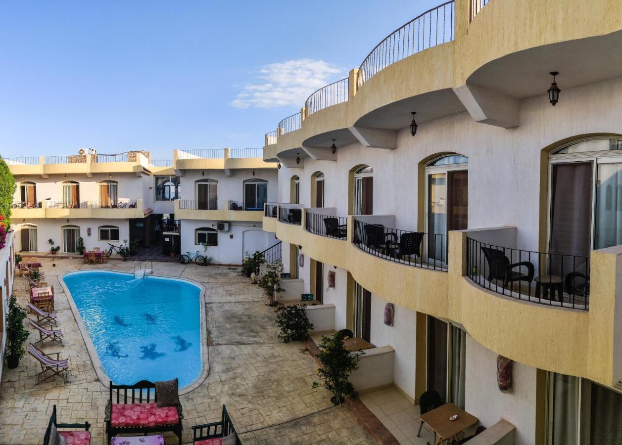 New Yalla Hotel Дахаб Экстерьер фото