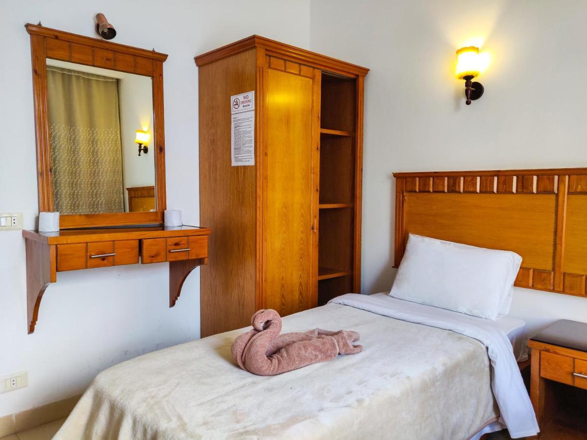 New Yalla Hotel Дахаб Экстерьер фото