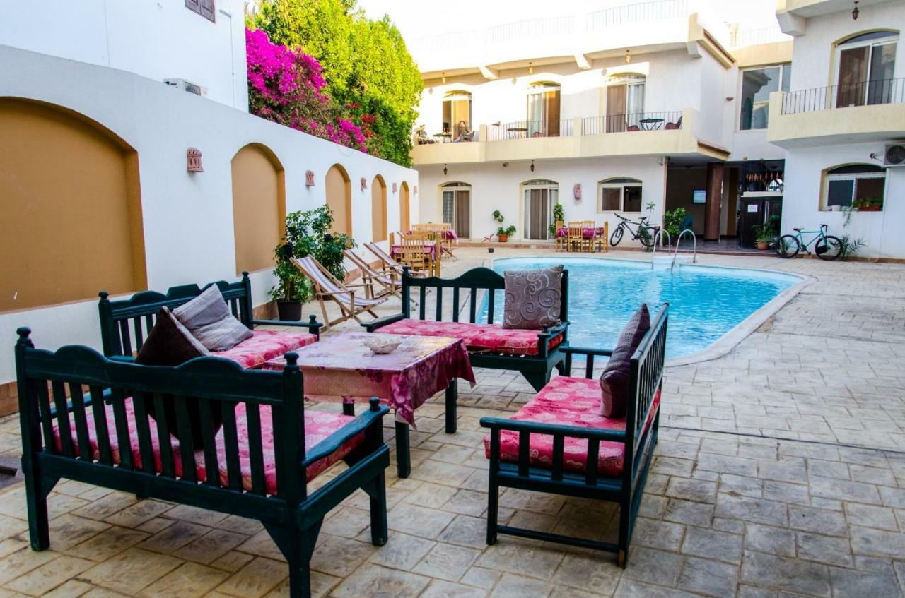 New Yalla Hotel Дахаб Экстерьер фото